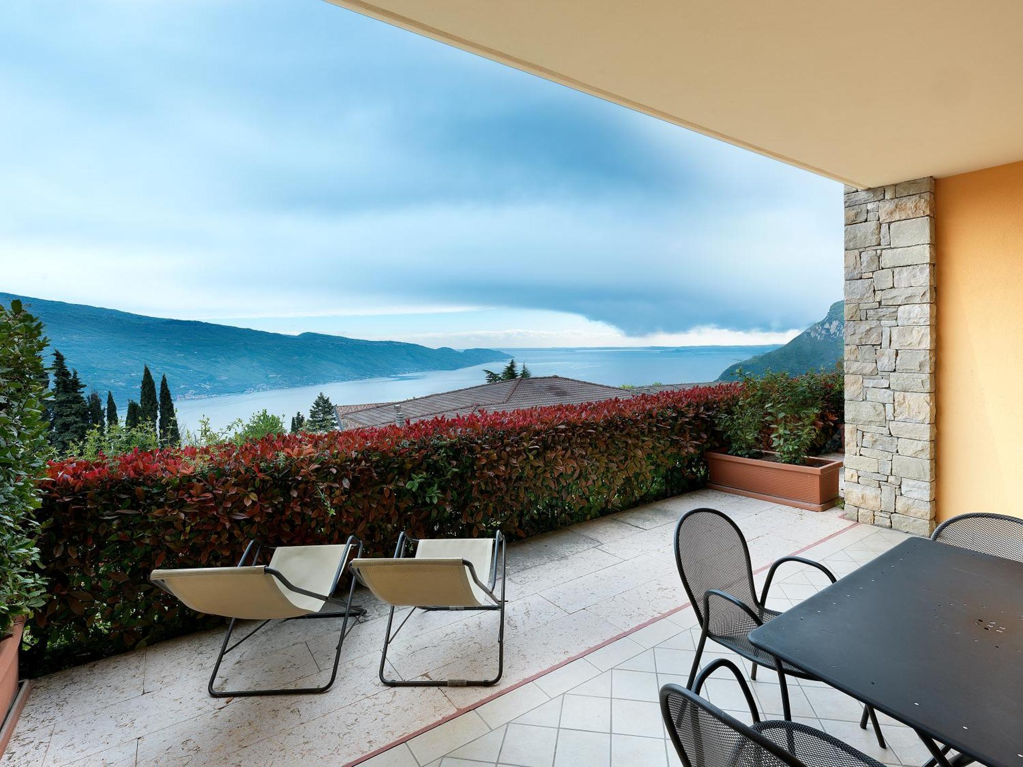 Residence Besass, Gtsgroup Tignale Exterior foto