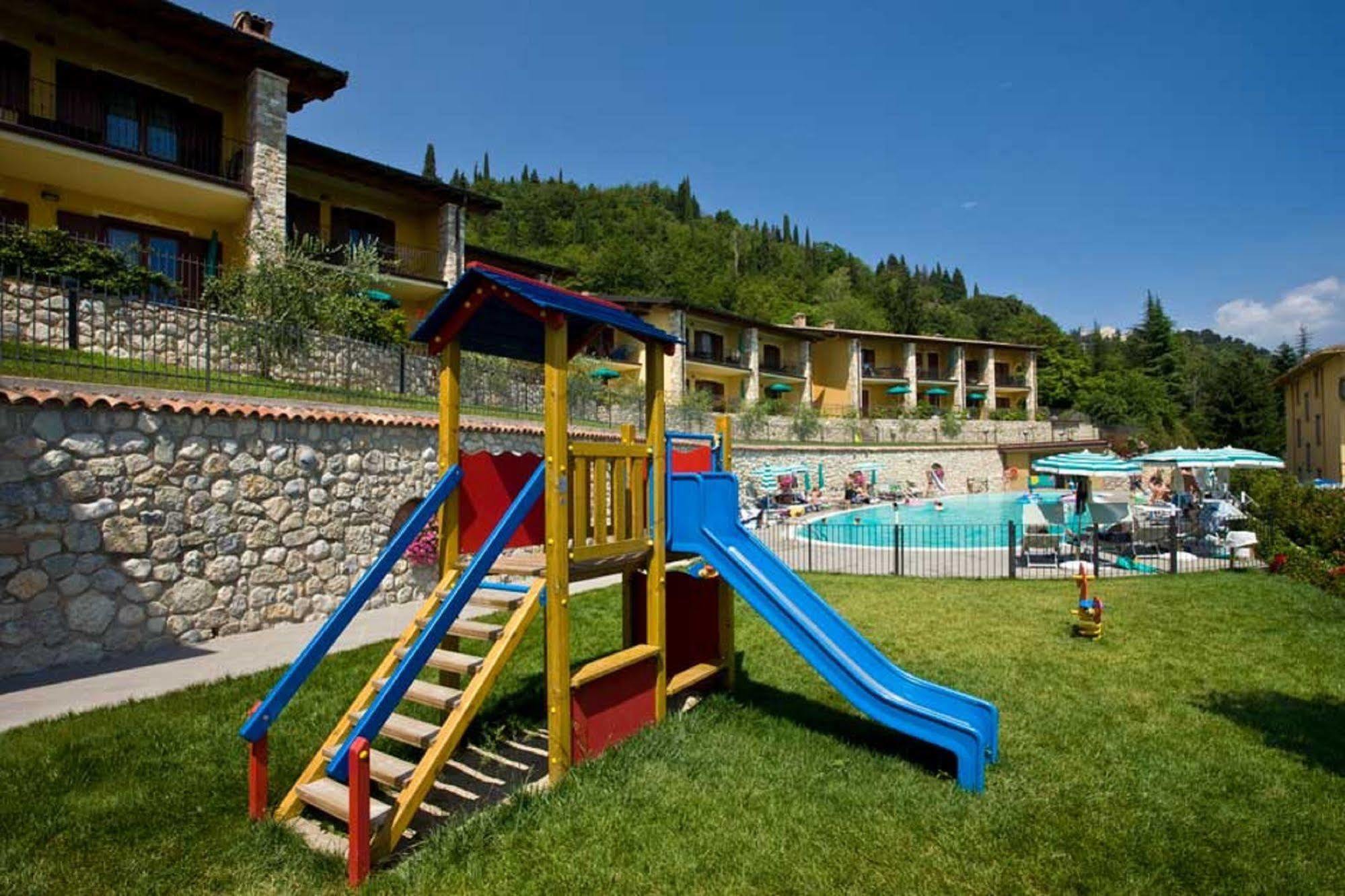 Residence Besass, Gtsgroup Tignale Exterior foto